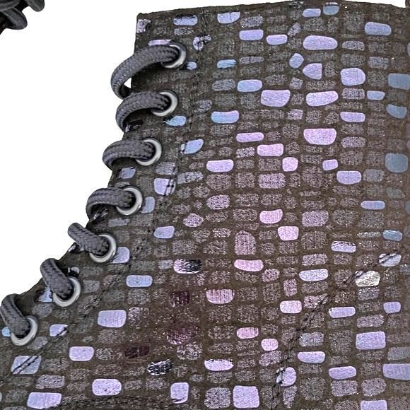 Tinstree Combat Boot Metallic Blue Printed Lug Sole 8 Eye Lace Up Boots Size 6 - Picture 3 of 13